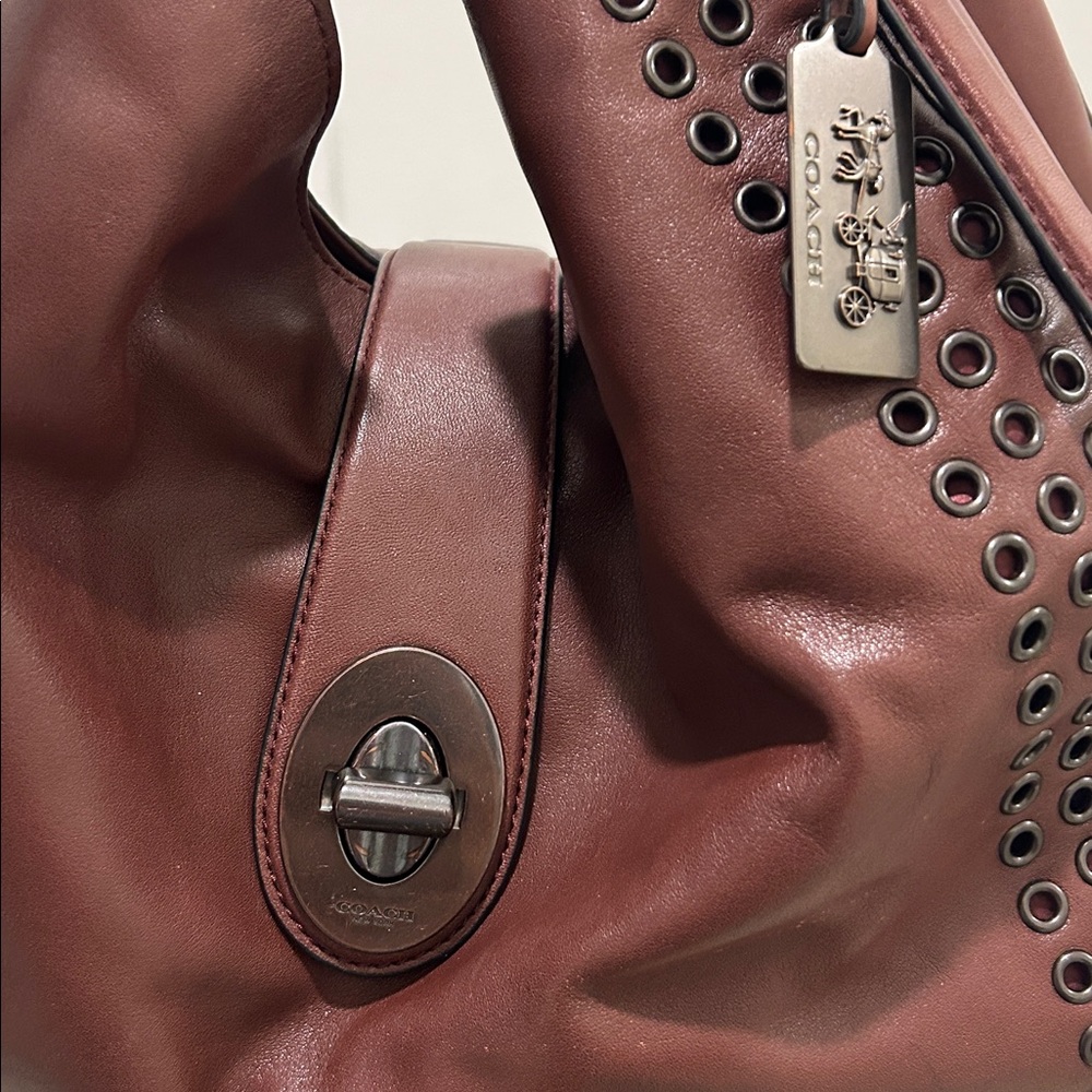 Coach (EUC) Madison Carlyle Grommet Hobo Shoulder Bag in Brick Red - Picture 5 of 17